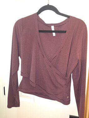 Athleta Transcend Wrap Top